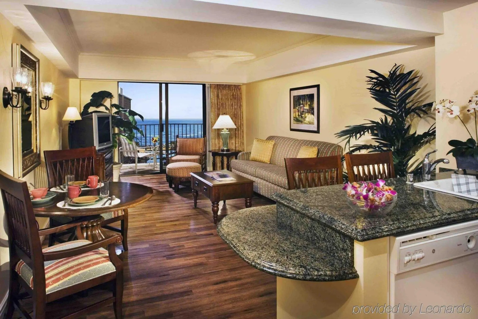 Waikiki Resort Hotel