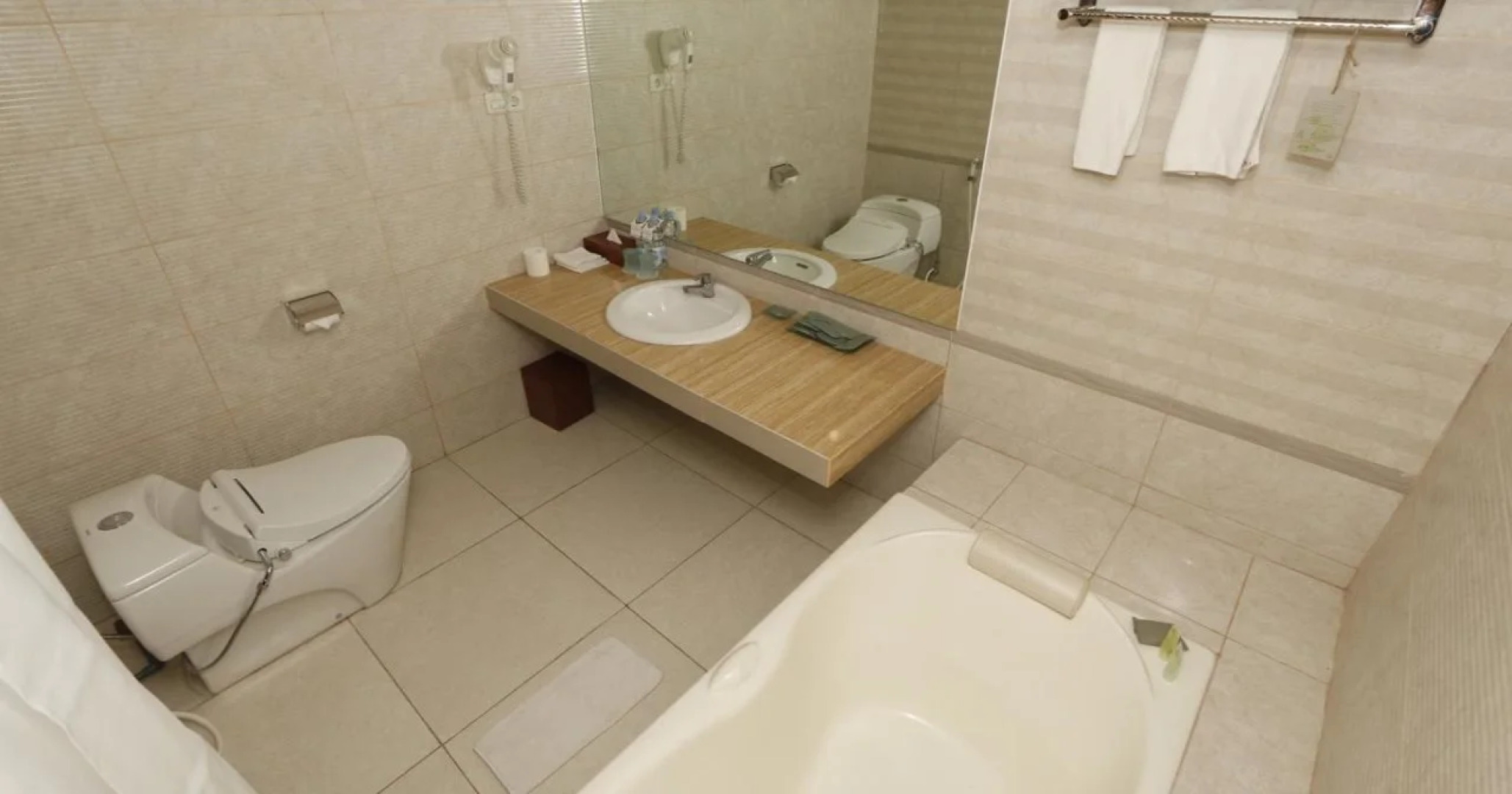 Hotel Santika Luwuk - Sulawesi Tengah