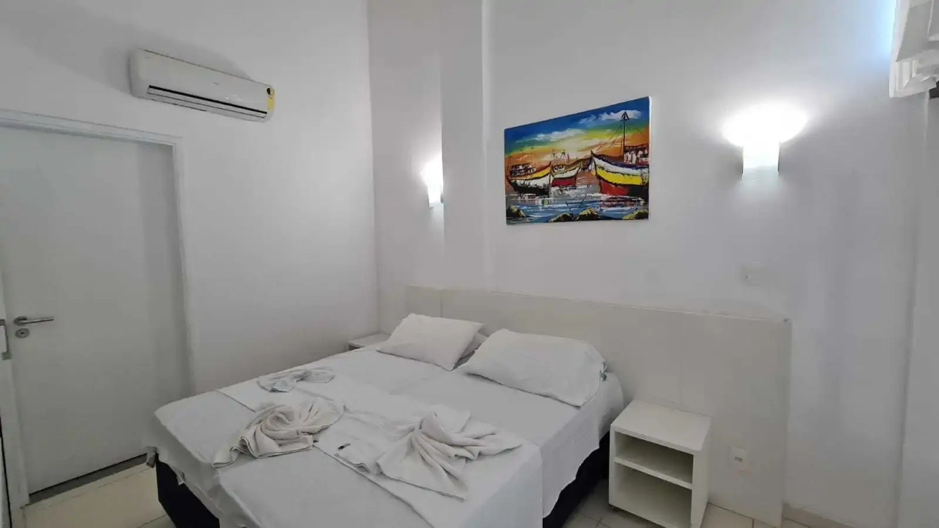 Laguna Beach Flat by AFT