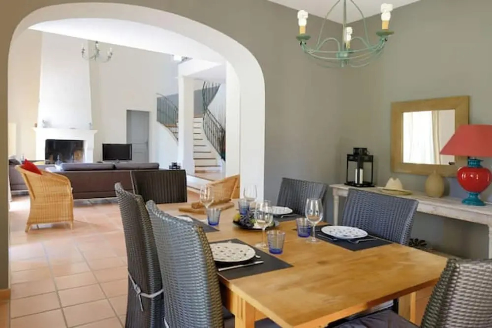 Villa With 3 Bedrooms in Mallemort, With Wonderful Lake View, Private Pool, Furnished Garden - 32 km From the Beach