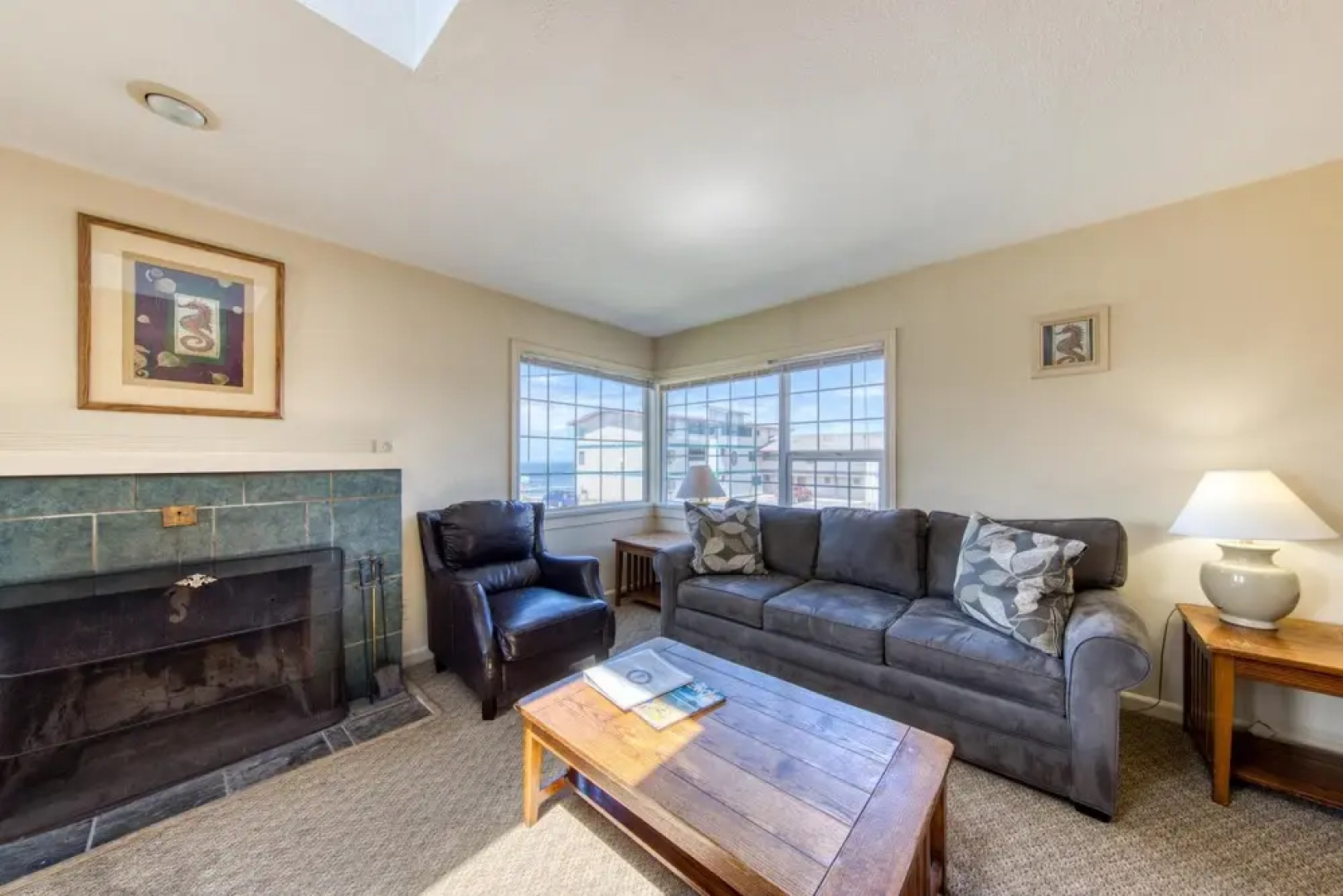 Seahorse Oceanfront Lodge