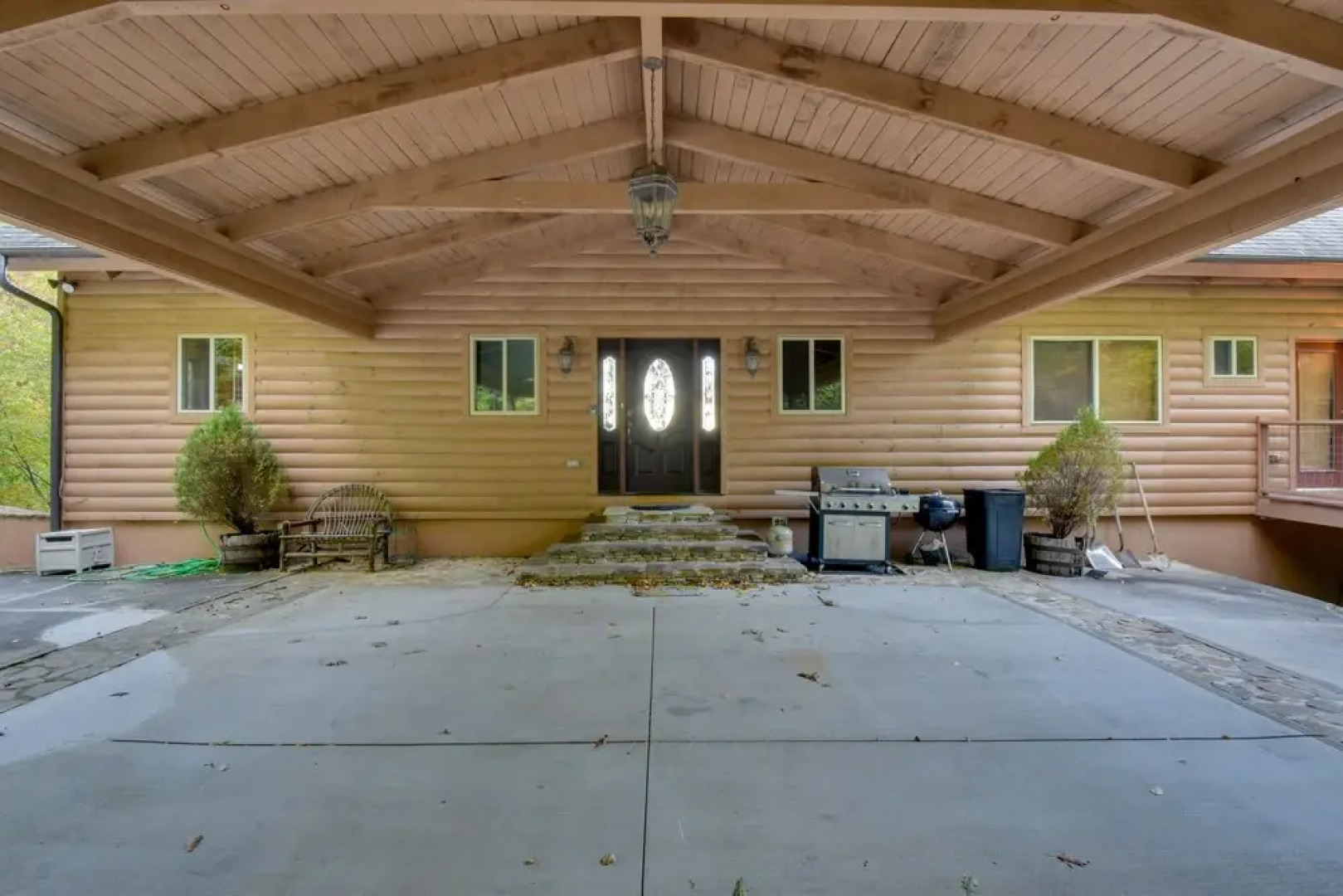 Pet-friendly Sky Valley House w/ Game Room & Views