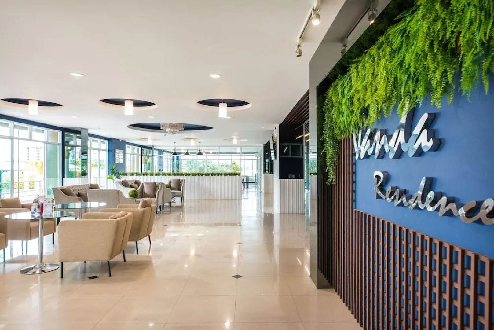 Grand Holiday Residence