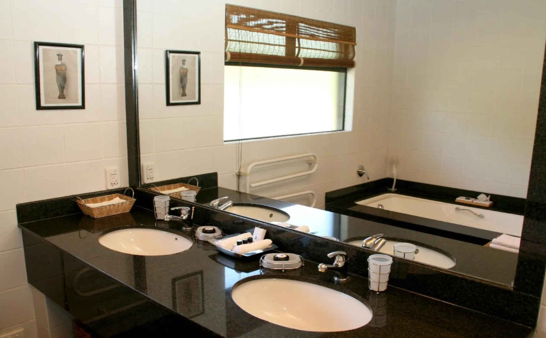 Sani Valley Nature Lodges