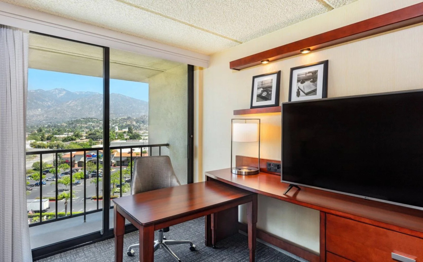 Courtyard by Marriott Los Angeles Pasadena/Monrovia