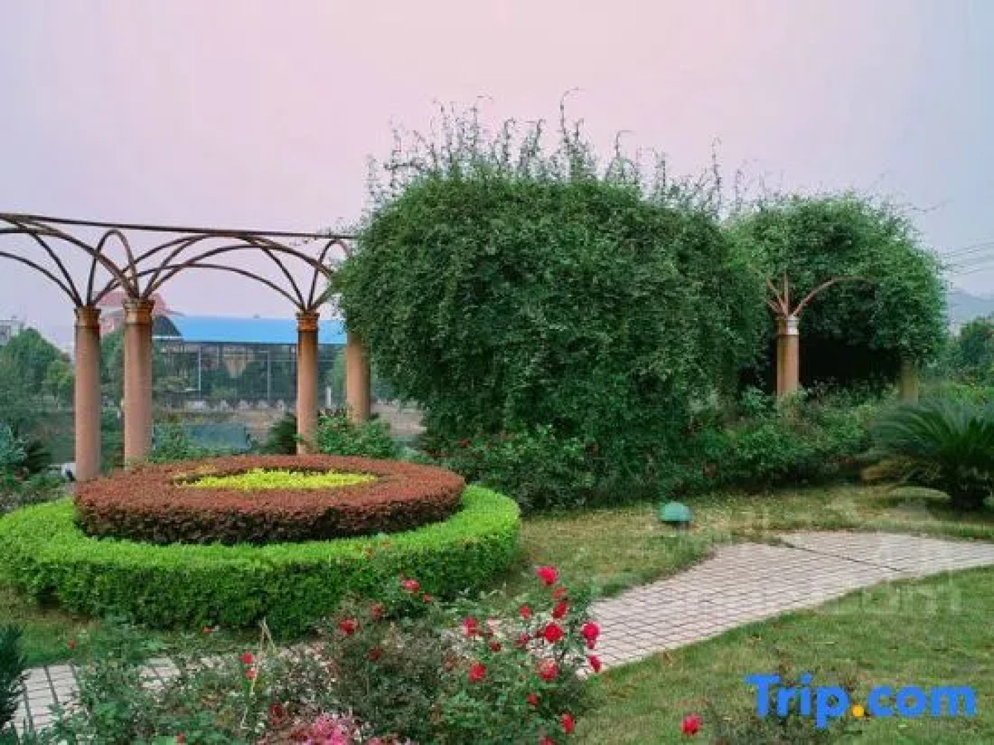 Zhuyuan Hotel (Chenzhou Suxianling)