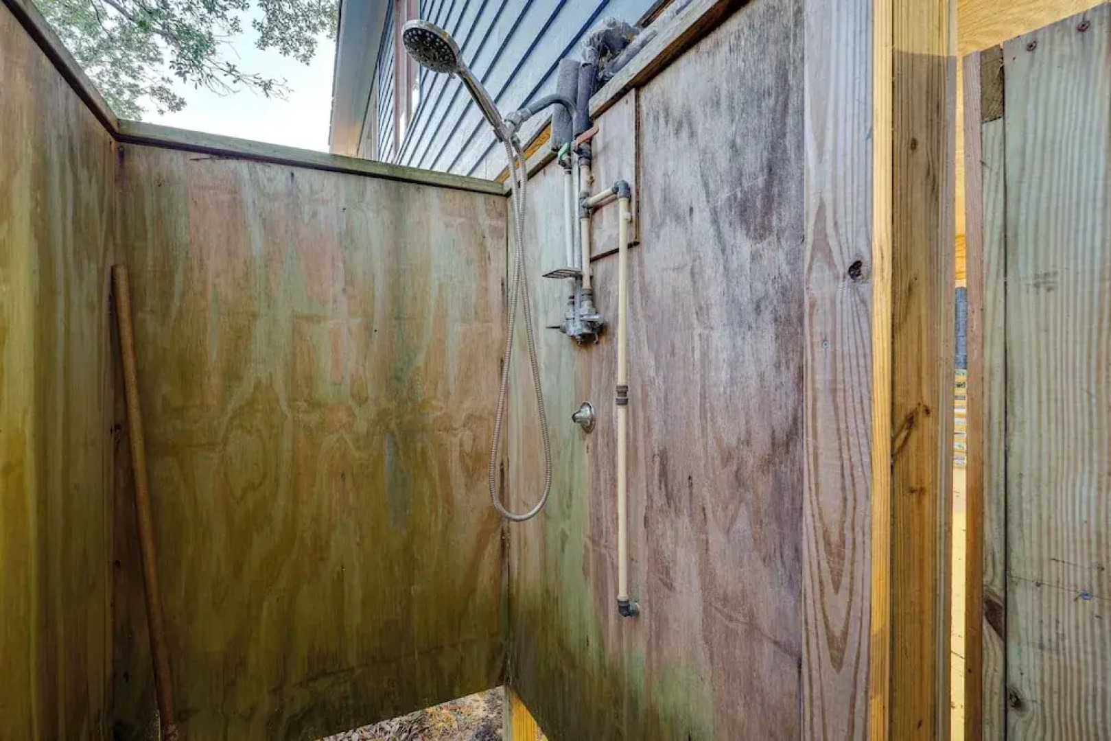 Outer Banks Retreat - Walk to Beach!