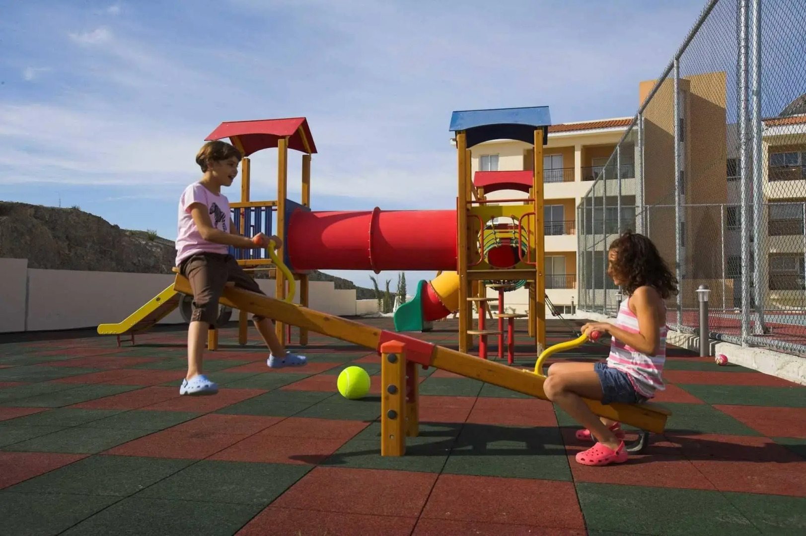 St Nicolas Elegant Residence