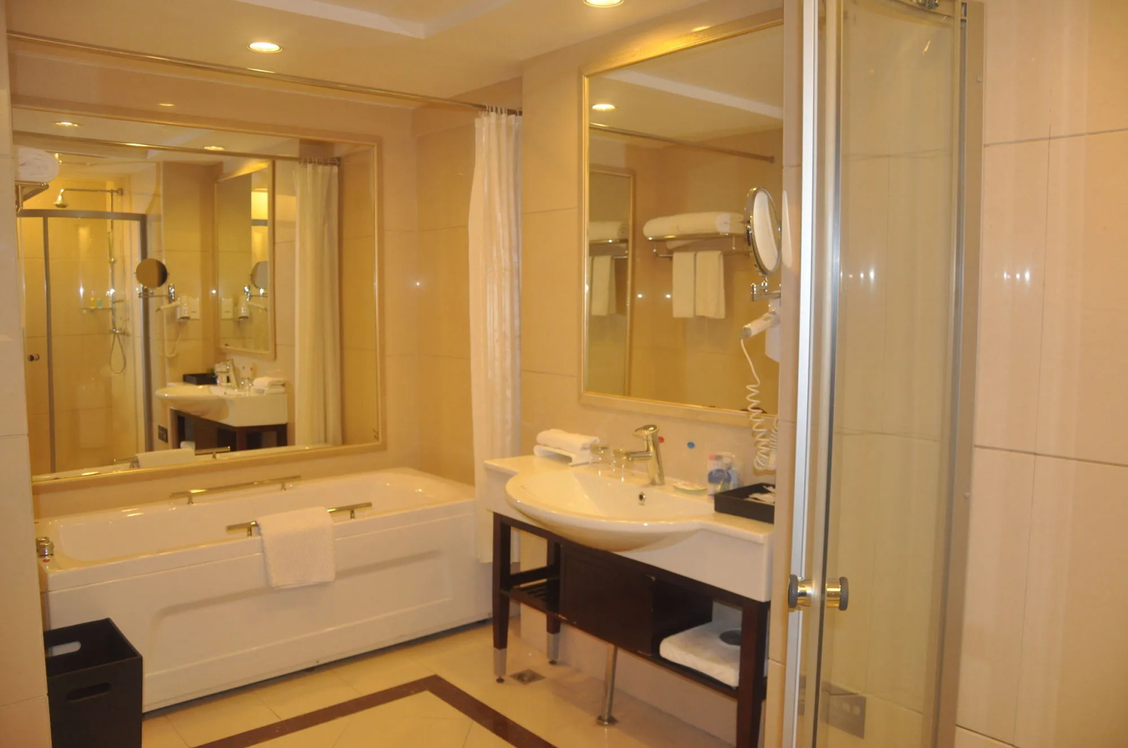 Country Garden Phoenix Hotel Chongqing