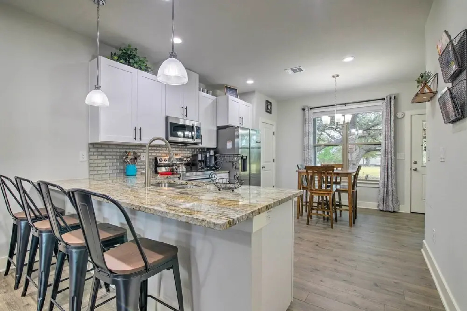 Lago Vista Townhome Near Lake Travis!