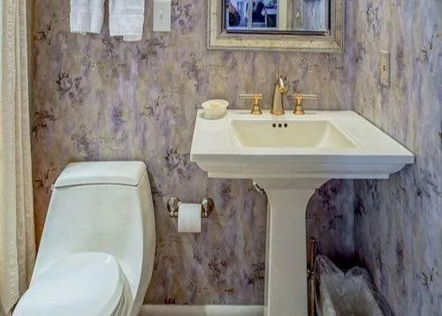 Capistrano 201 345075 by RedAwning