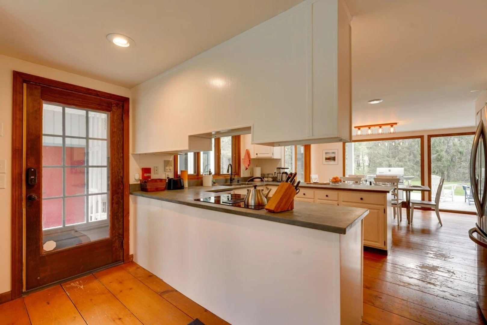 Mendon Home w/ Hot Tub, Fire Pit & Near Skiing!