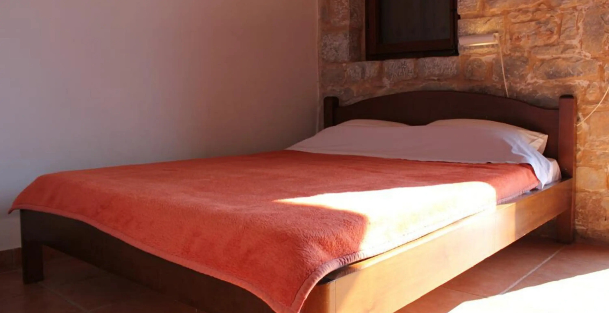 Lalloudes Seaside Accommodation