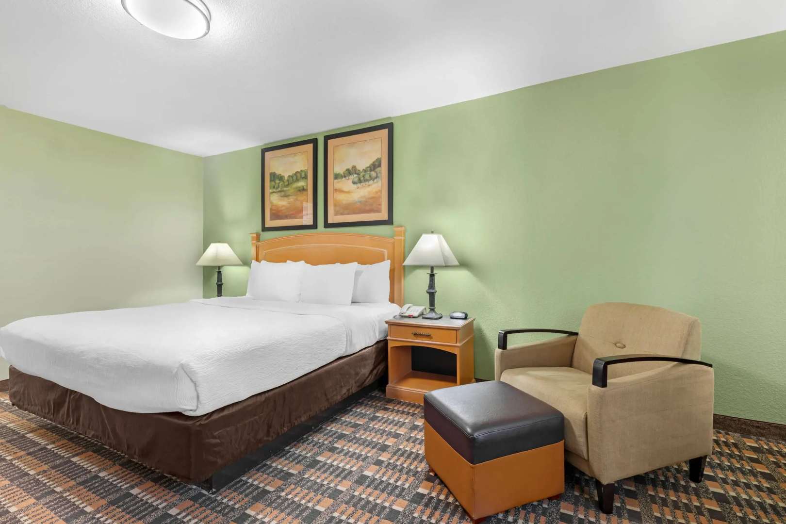 Quality Inn & Suites Plano East - Richardson