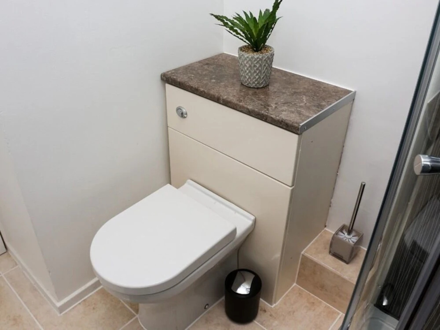 Alexander Apartments Alexandra House