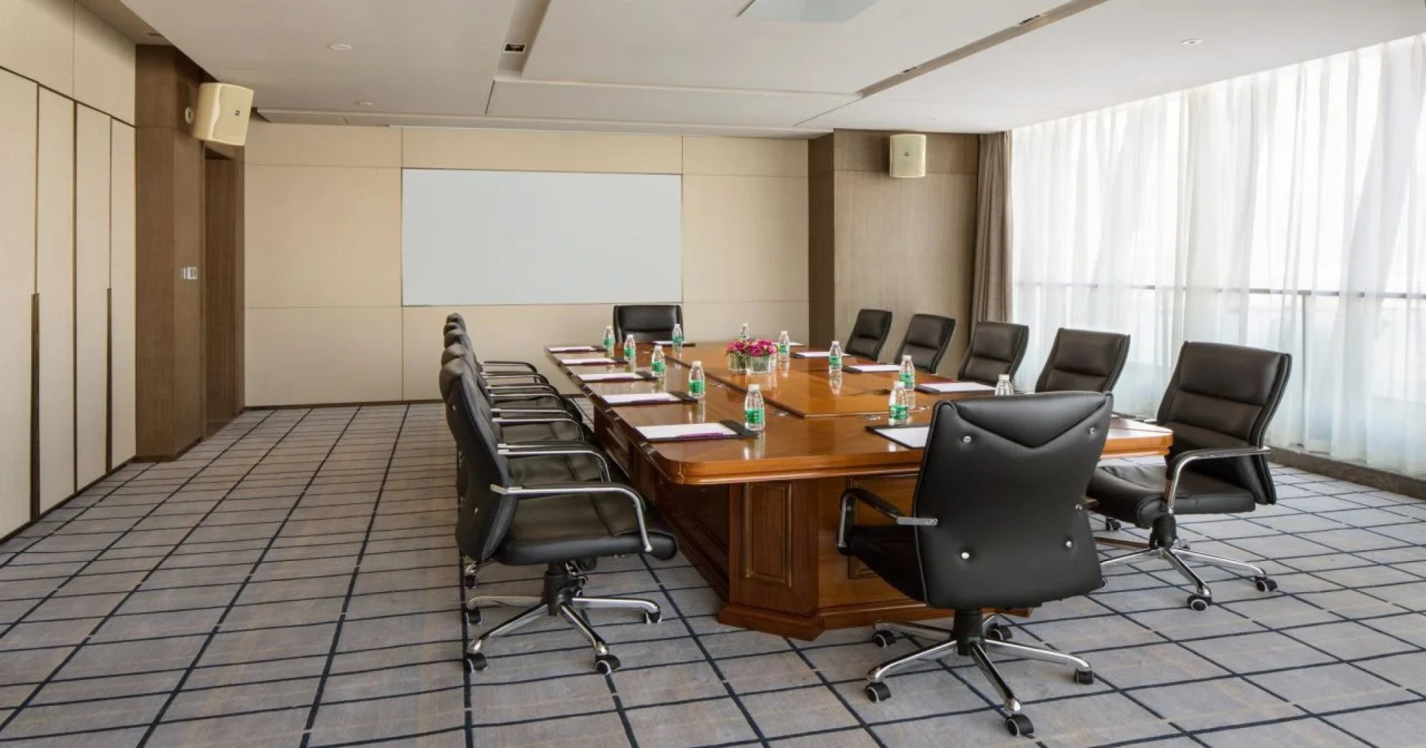 Crowne Plaza Xiangxi