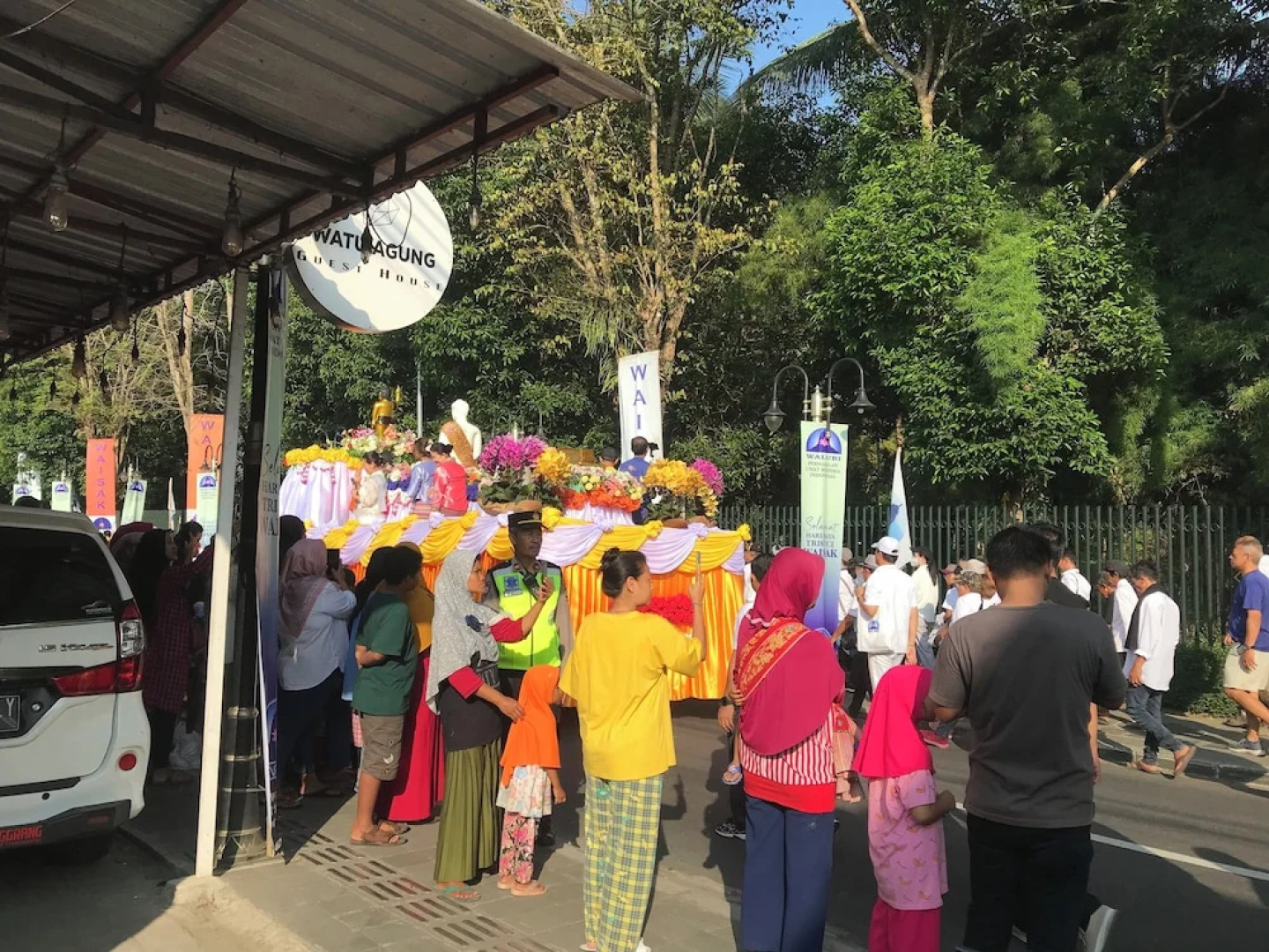 Watu Agung Guest House