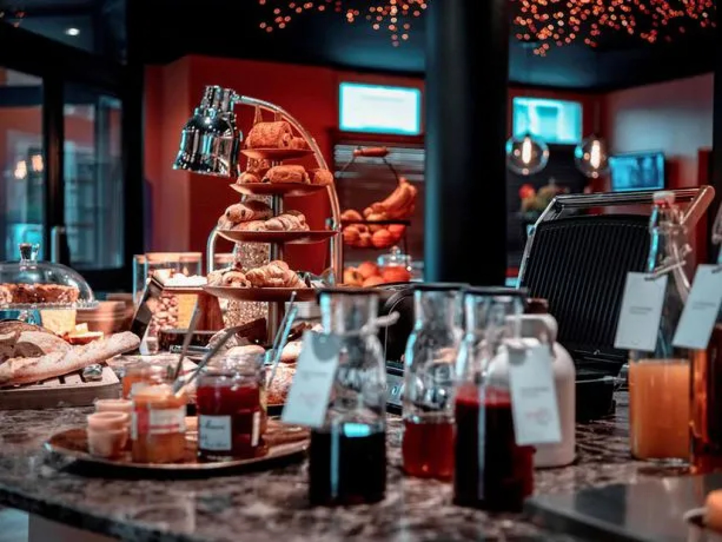 The Fremont Plaza Hotel