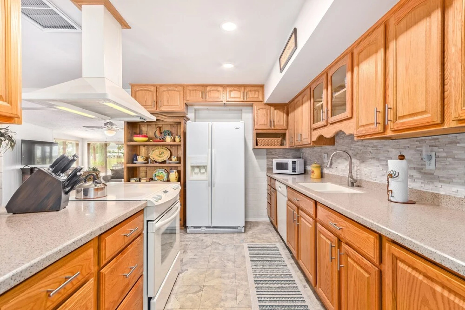 105th Sun City 2 Bedroom Home by Redawning