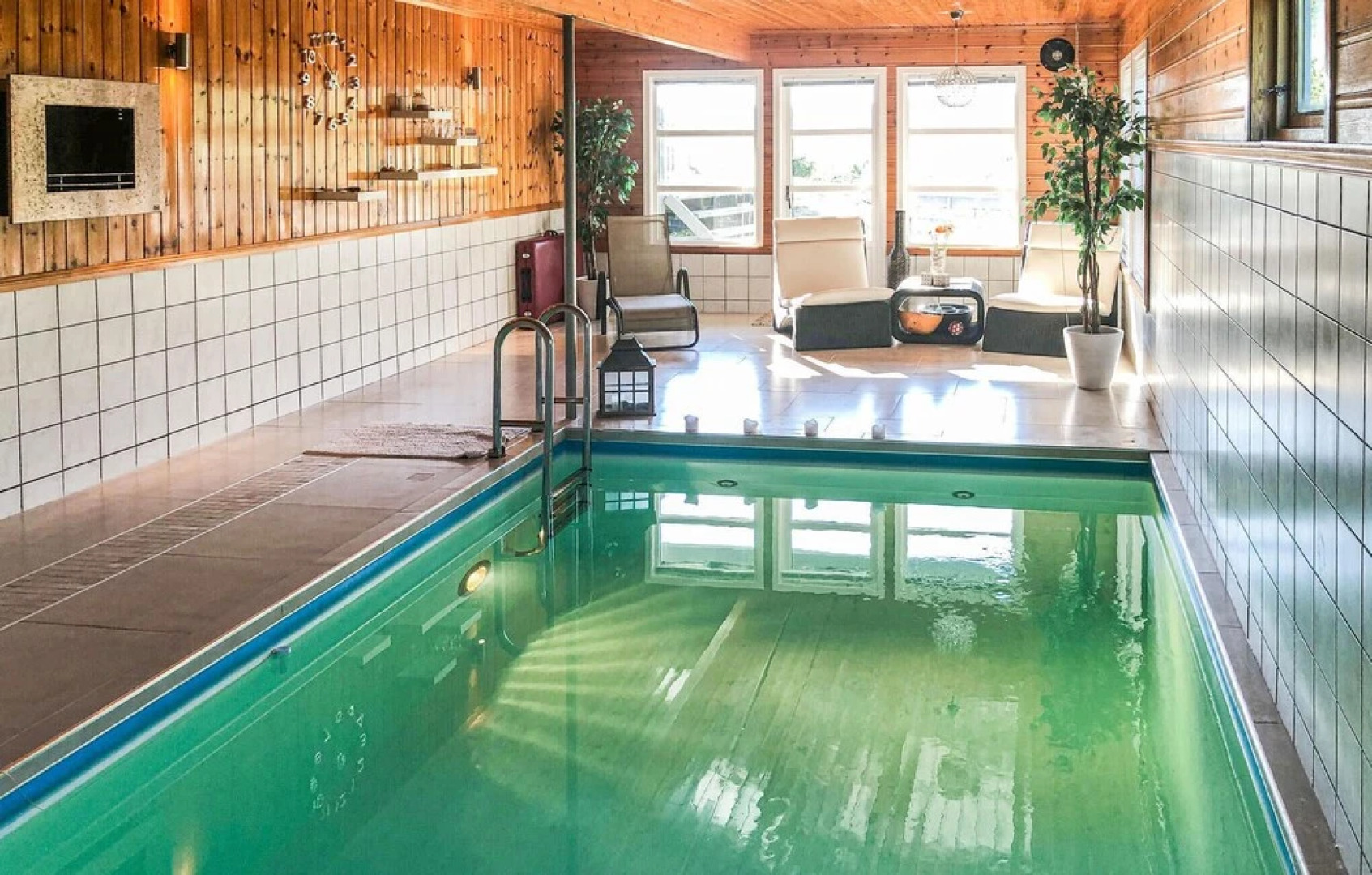 Stunning Home in Lindesnes With 5 Bedrooms, Sauna and Indoor Swimming Pool