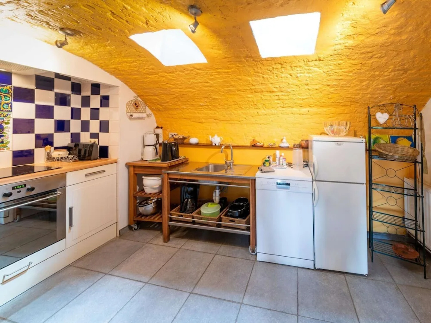 Charming Cottage in Anseremme With Fenced Garden