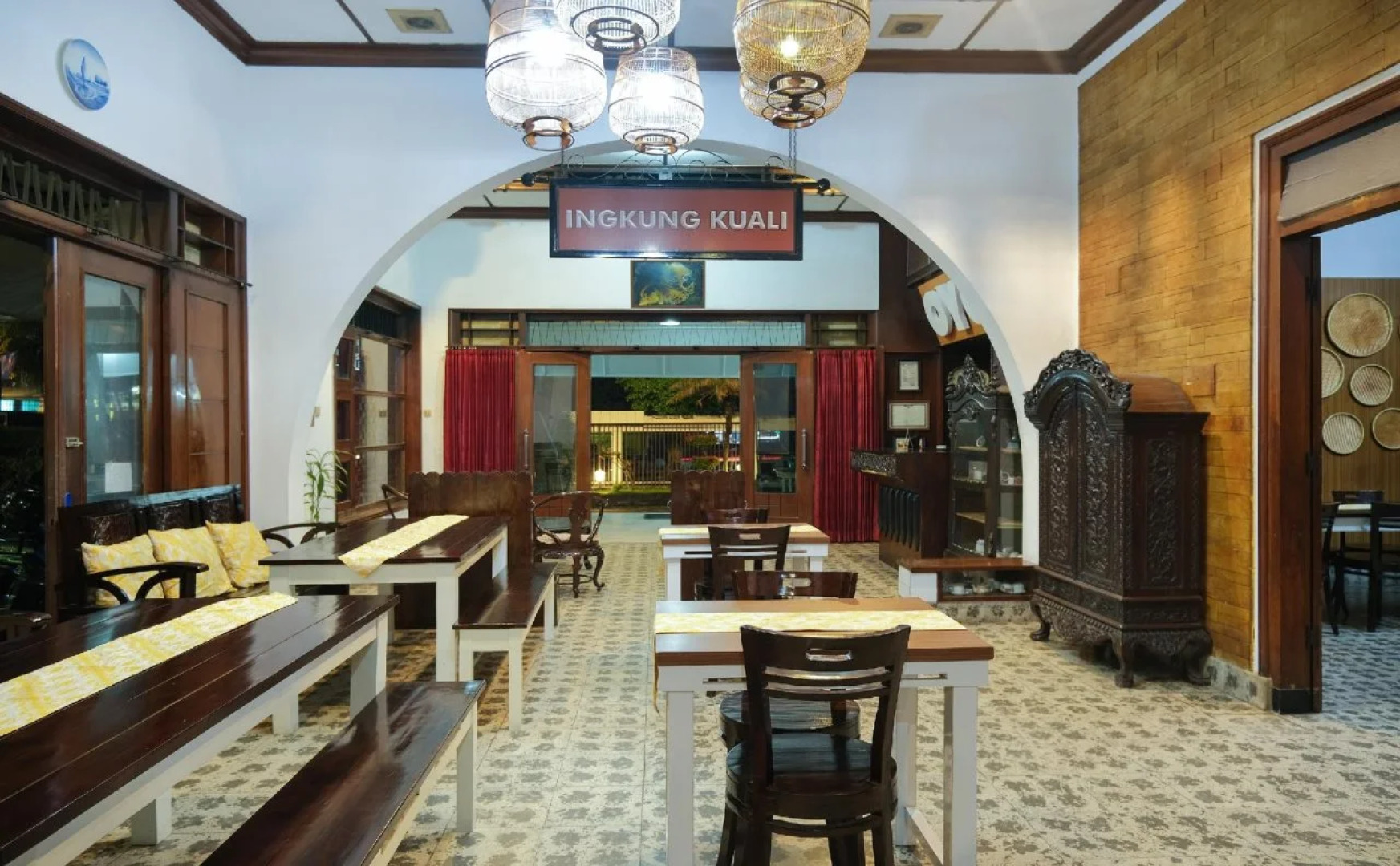 OYO 461 Hotel Madukoro