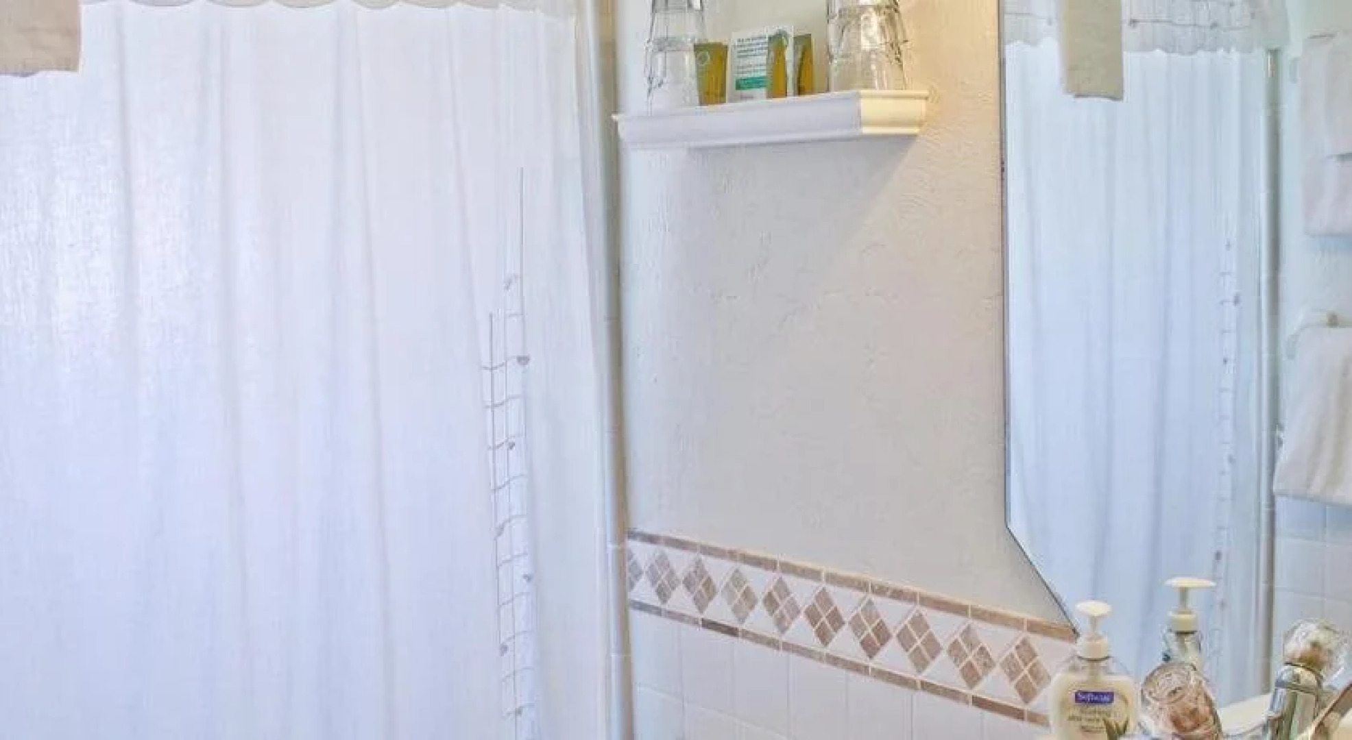 Night Swan Intracoastal B&B