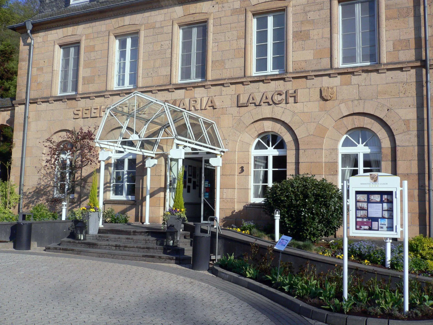 Seehotel Maria Laach