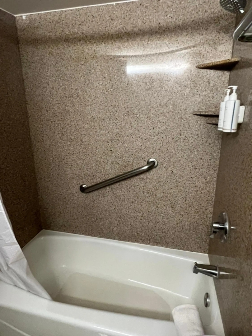 Holiday Inn Express Moreno Valley - Lake Perris