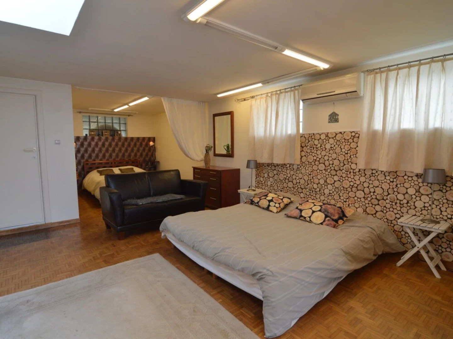 Modern Holiday Home in Beringen with Garden