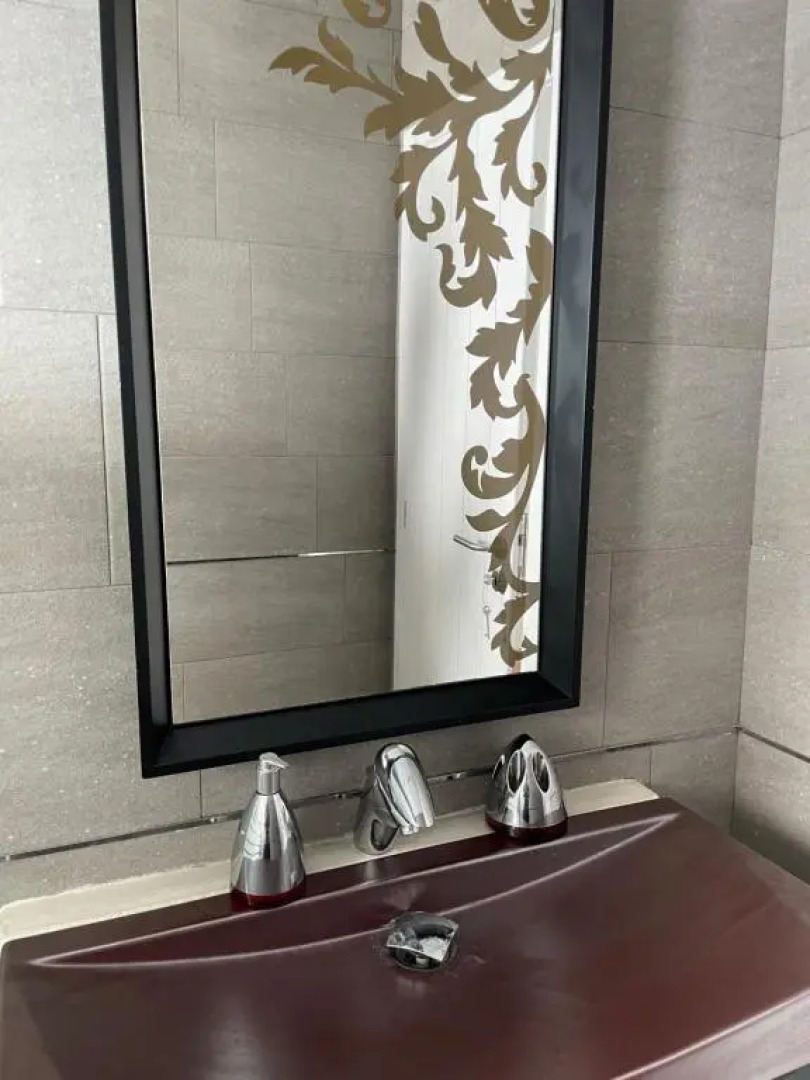 Villa Elia Waterfront Suites & Pool