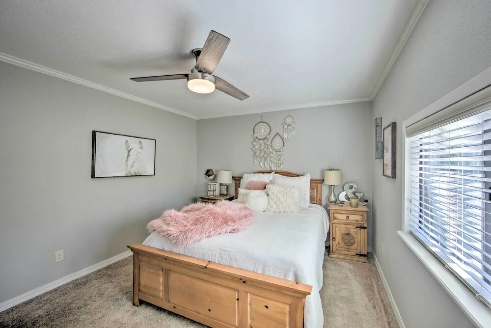 Stunning Lakefront Home: Hot Tub & Game Room!