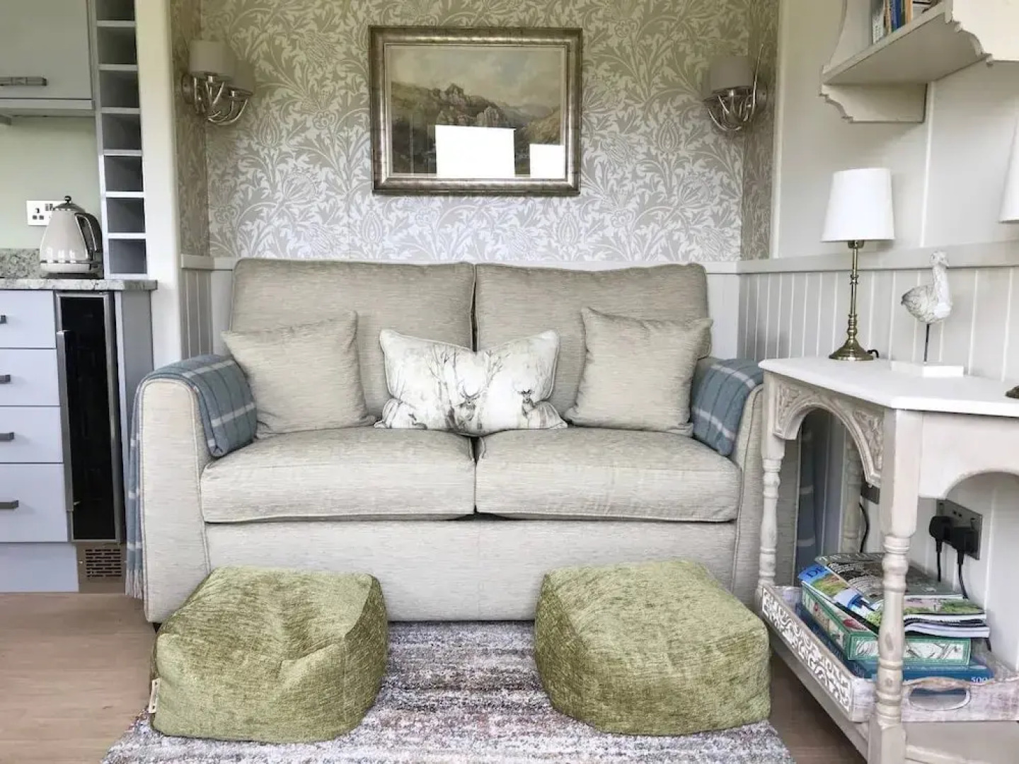 5 Luxury Shepherds Hut Mobile Home