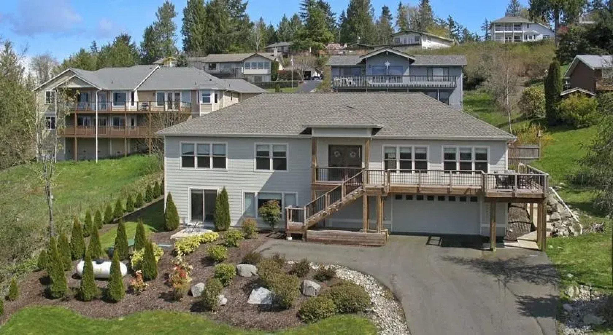 The Hillcrest Hideaway