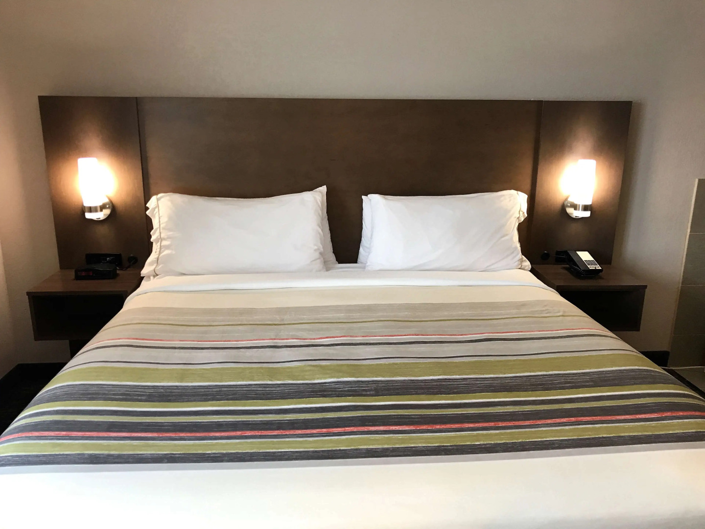 Country Inn & Suites by Radisson, Mt. Pleasant-Racine West, WI