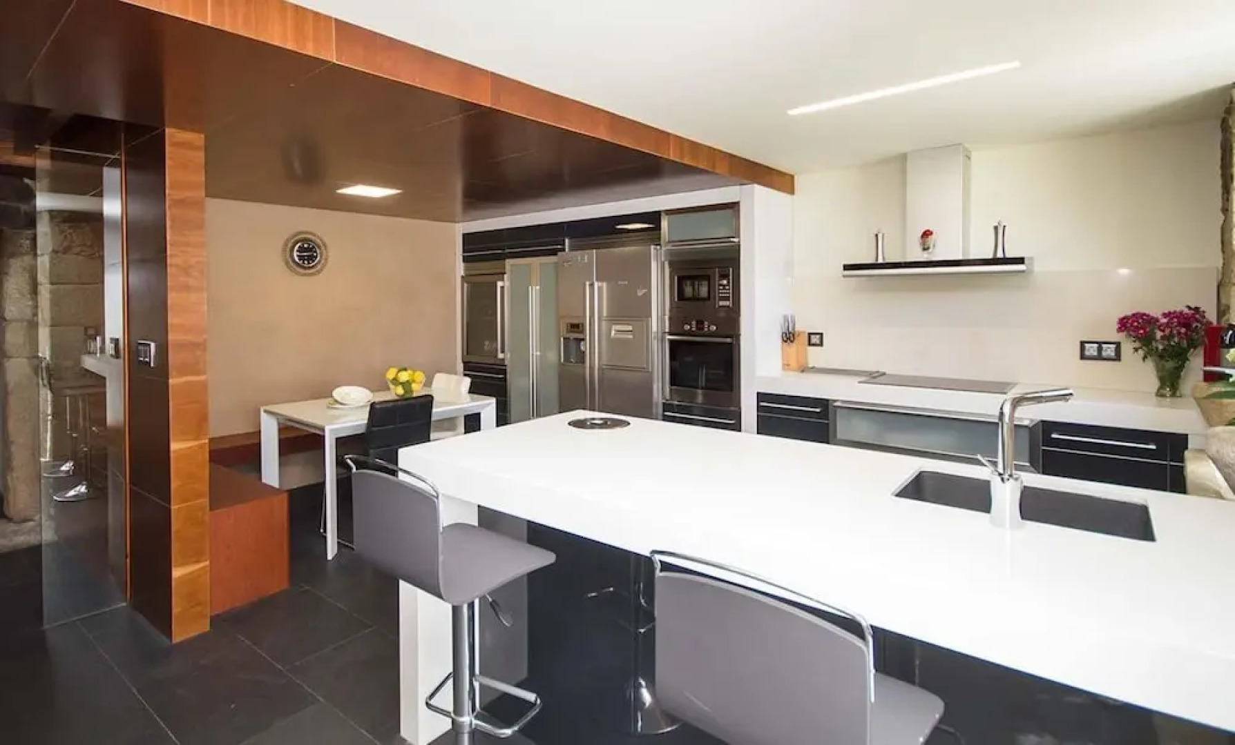 House - 3 Bedrooms - 107757