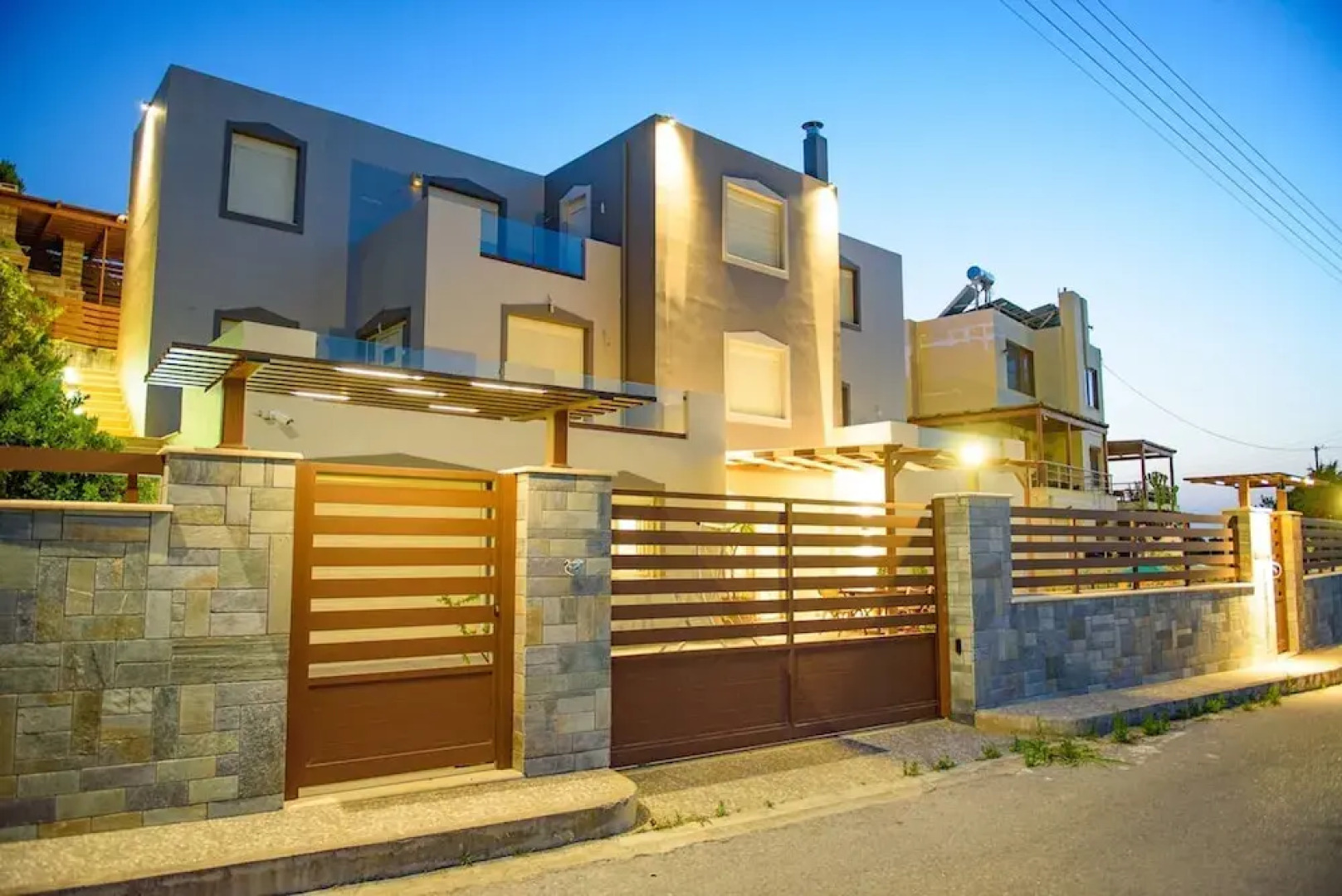 Marie Nicol Apartments 2