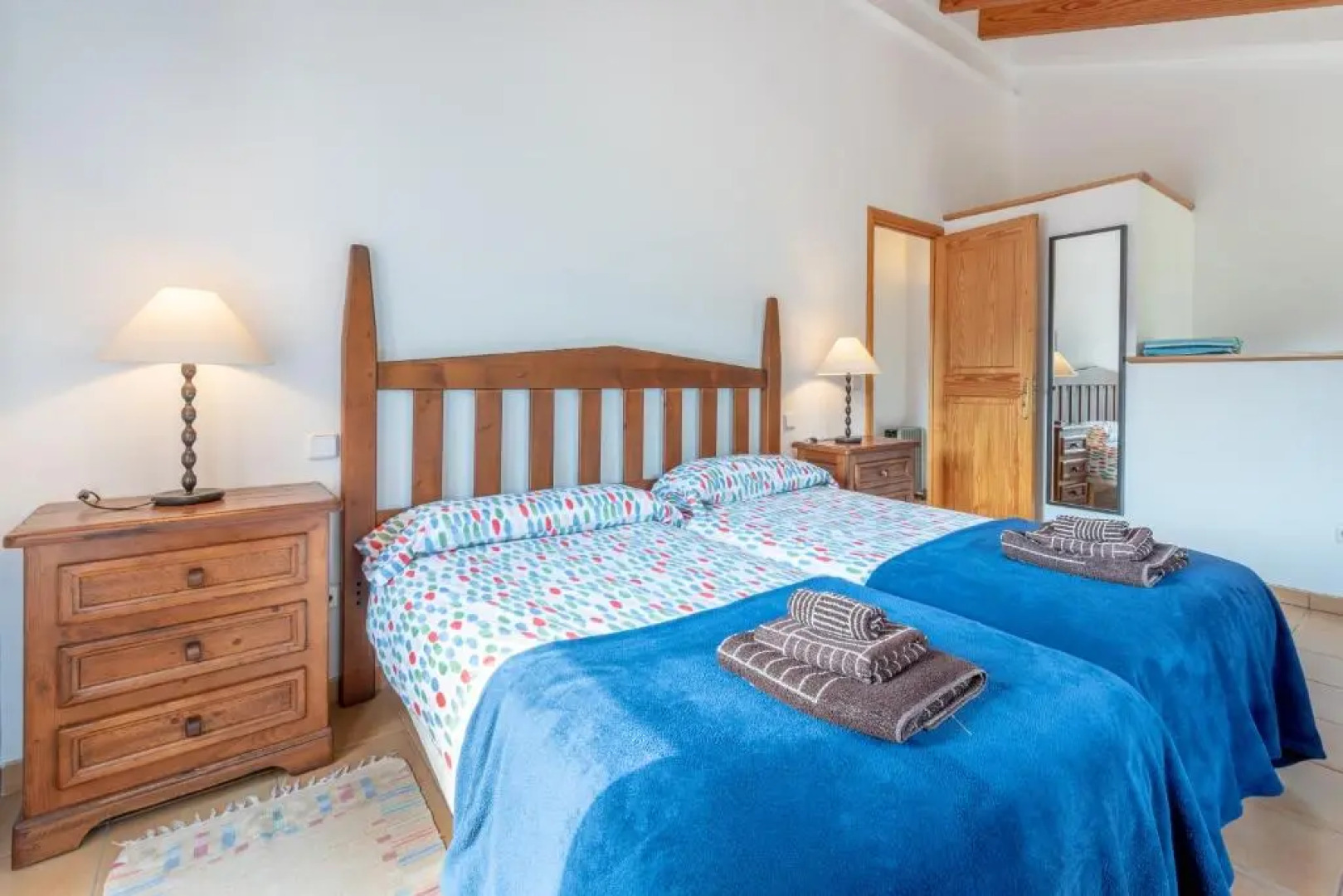 Deià semi-detached sunny country house, near GR221