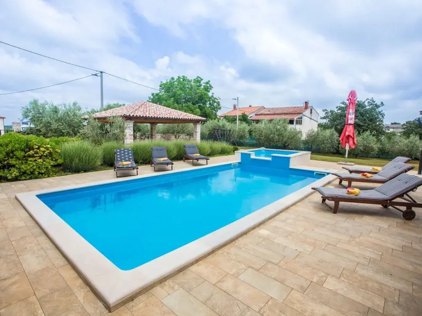 Villa in Medvidici With Pool Near Porec Beach