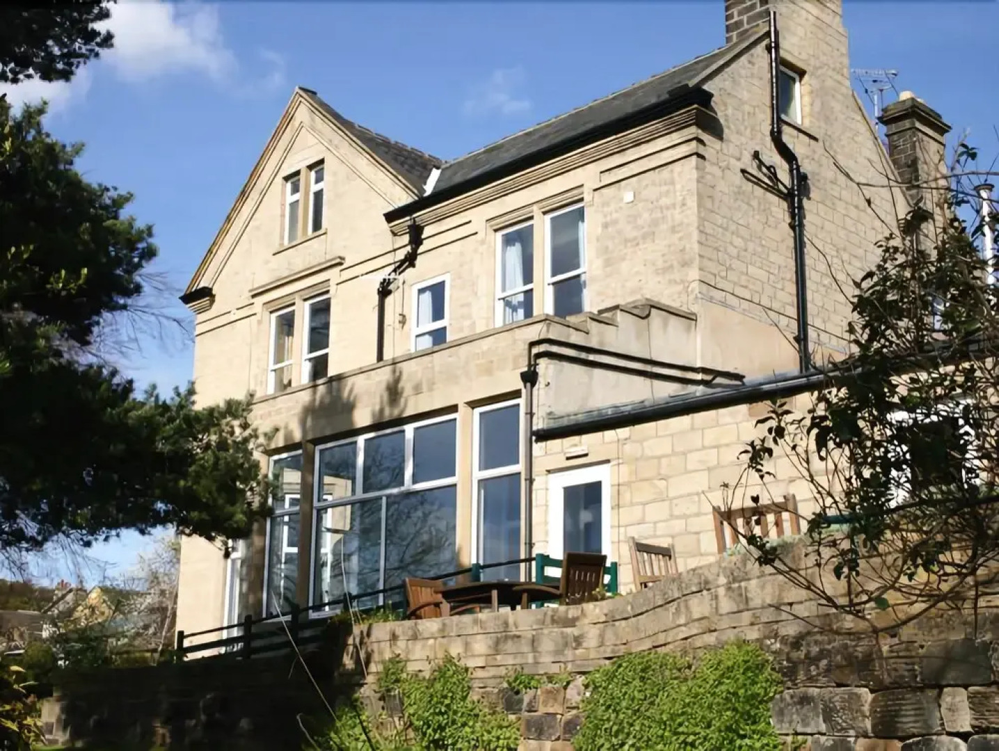 Five Rise Locks Hotel