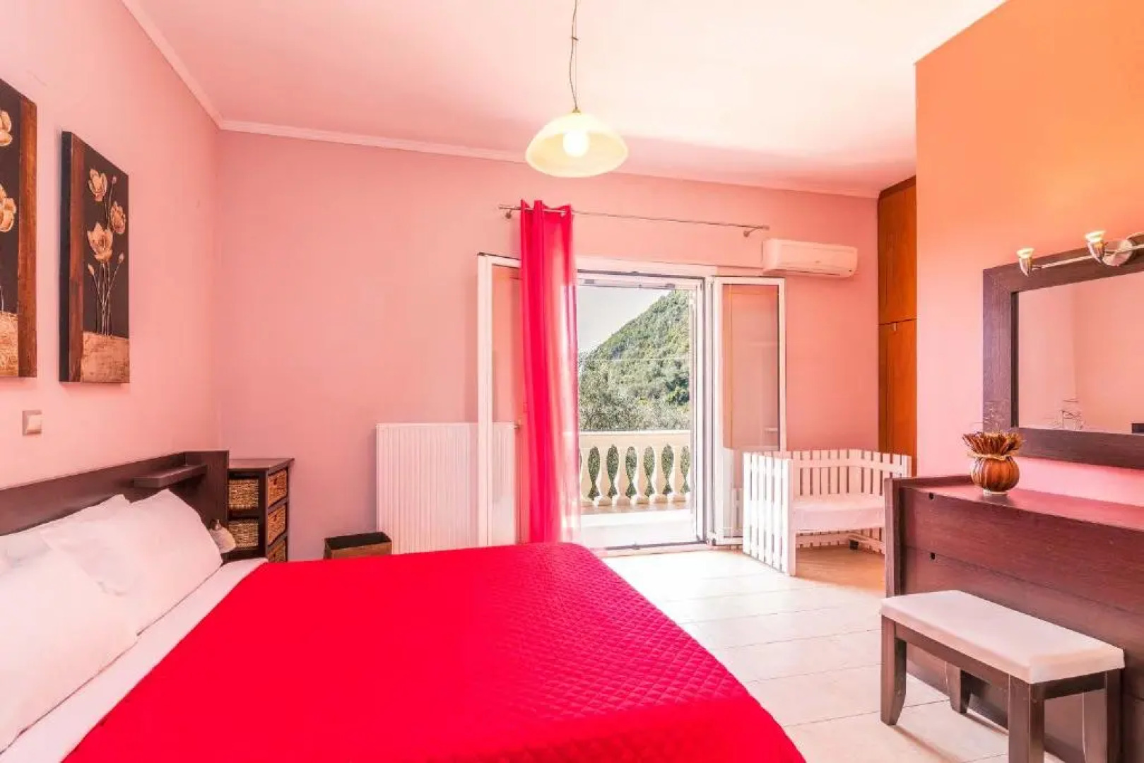 The Olive Grove Cottage by Konnect, 2.5 km from Ipsos