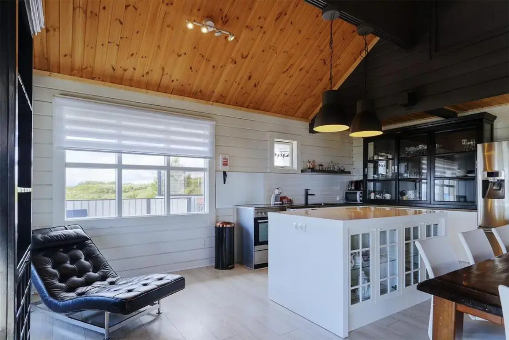 Blue Viking Luxury Cabin