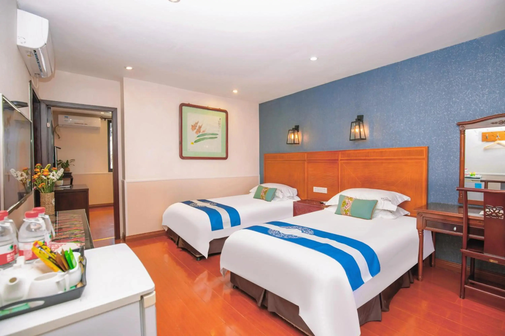 Chengdu Wenjun courtyard Hotel