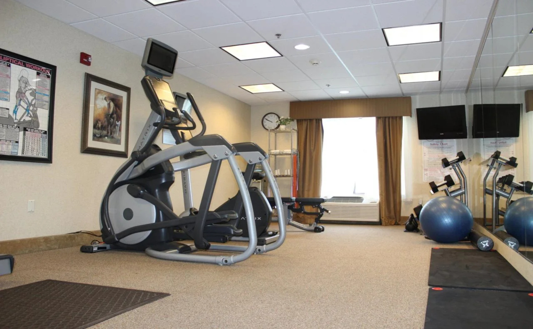 Holiday Inn Express & Suites Center by IHG