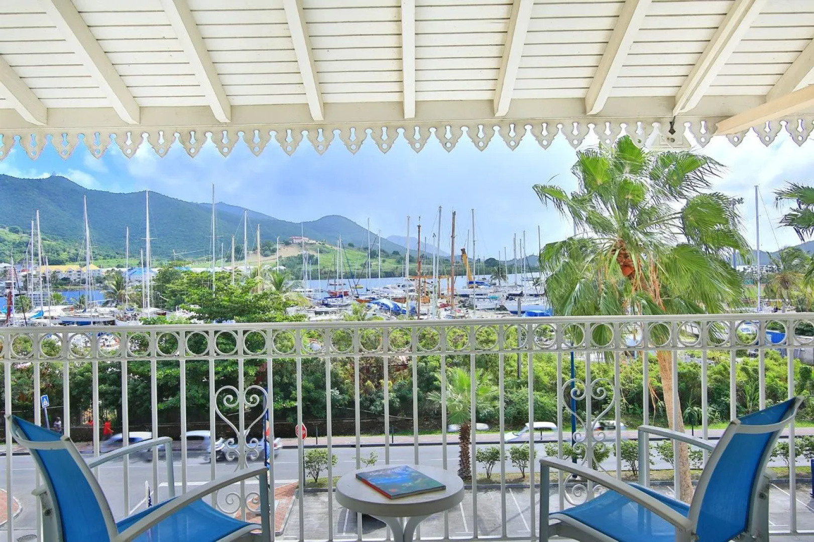 Le Beach Hotel