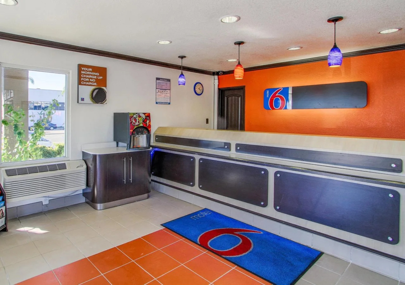 Motel 6 San Diego Airport - Harbor