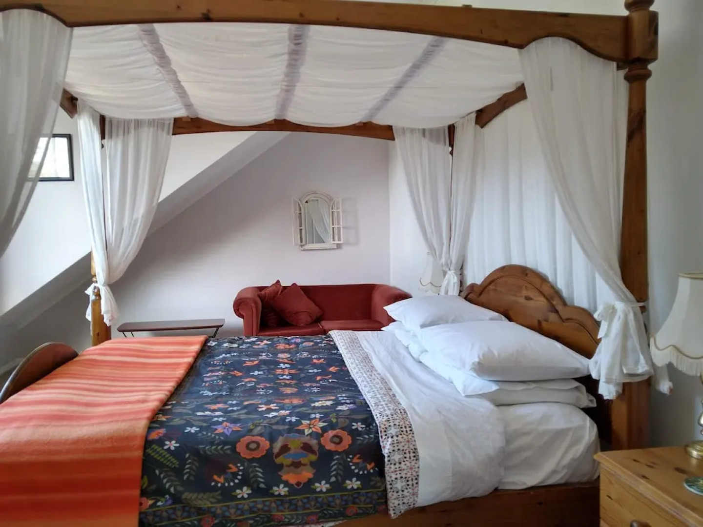 Purple Hen Country Lodge