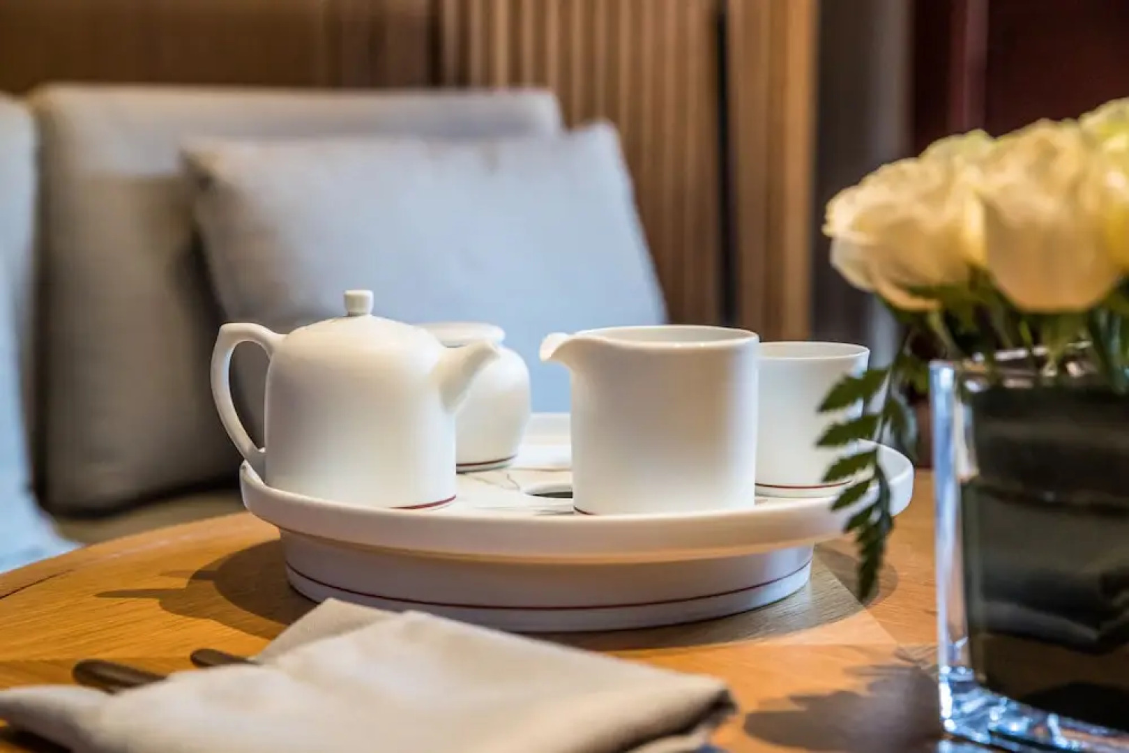 Yihe lake shore Hotspring