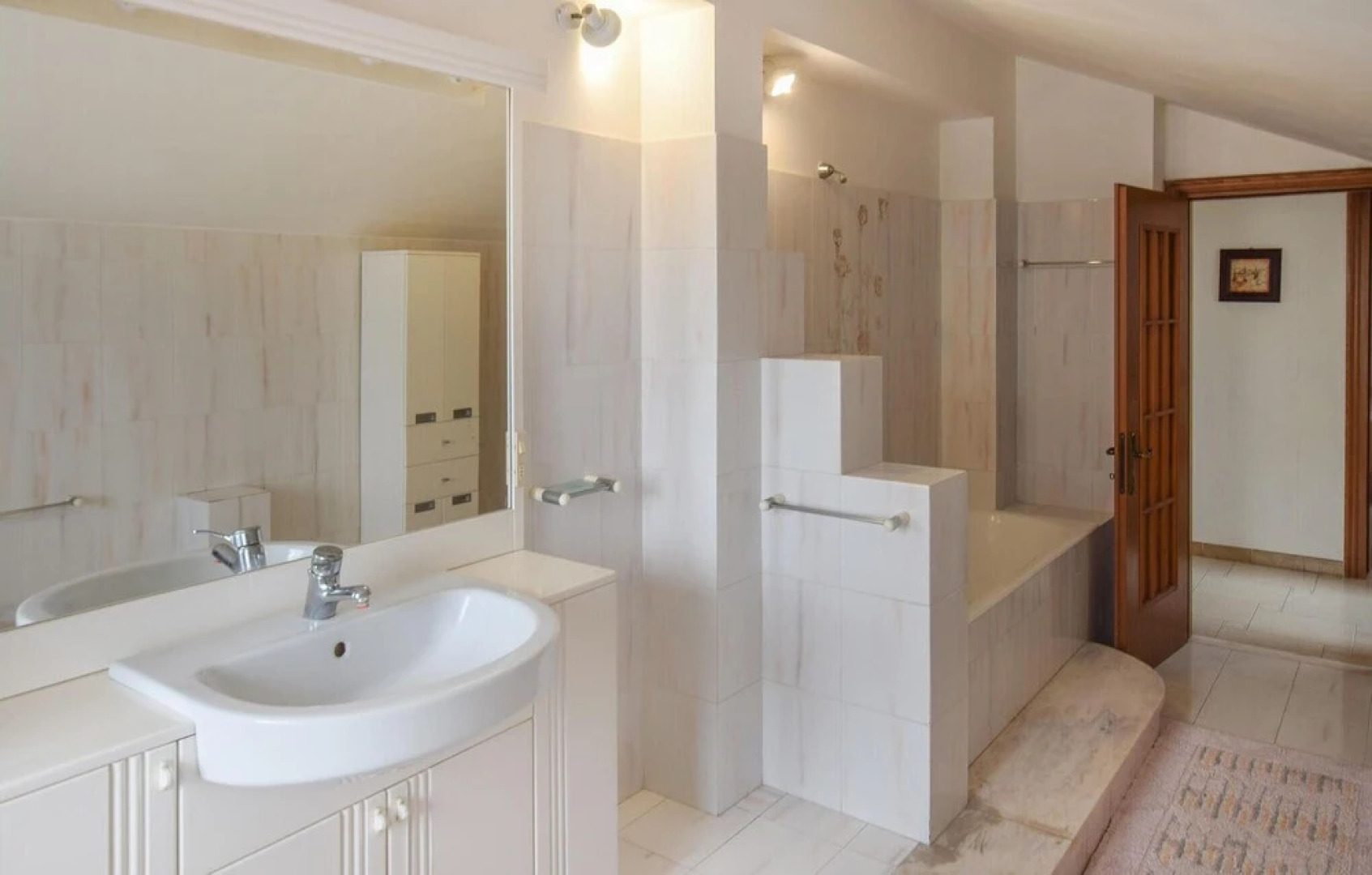 Nice Apartment in Reggio di Calabria With 2 Bedrooms and Wifi