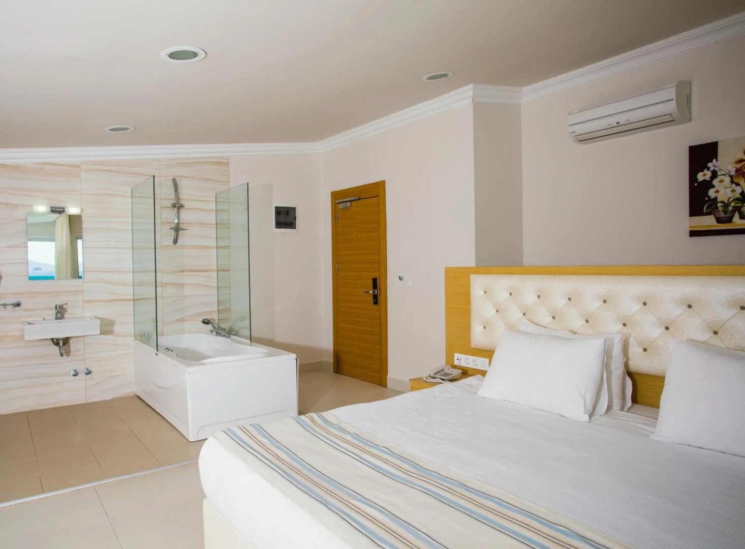 Dragut Point North Hotel